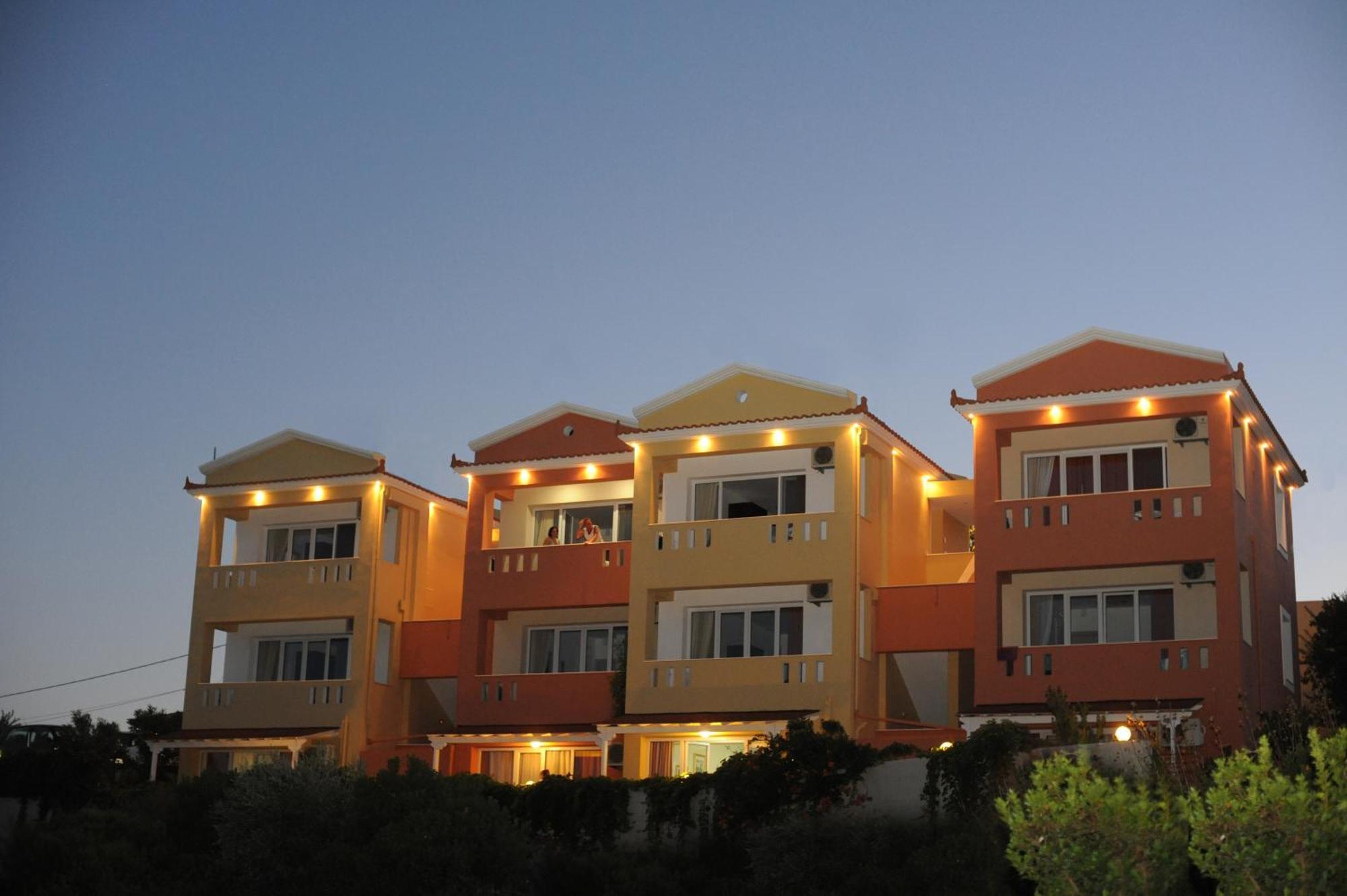 Yolanda Studios Paralia Agias Foteinis المظهر الخارجي الصورة